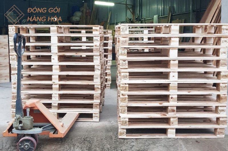 pallet go xuat my