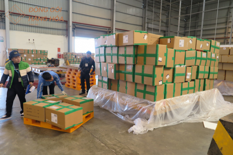 luu kho hang hoa san bay